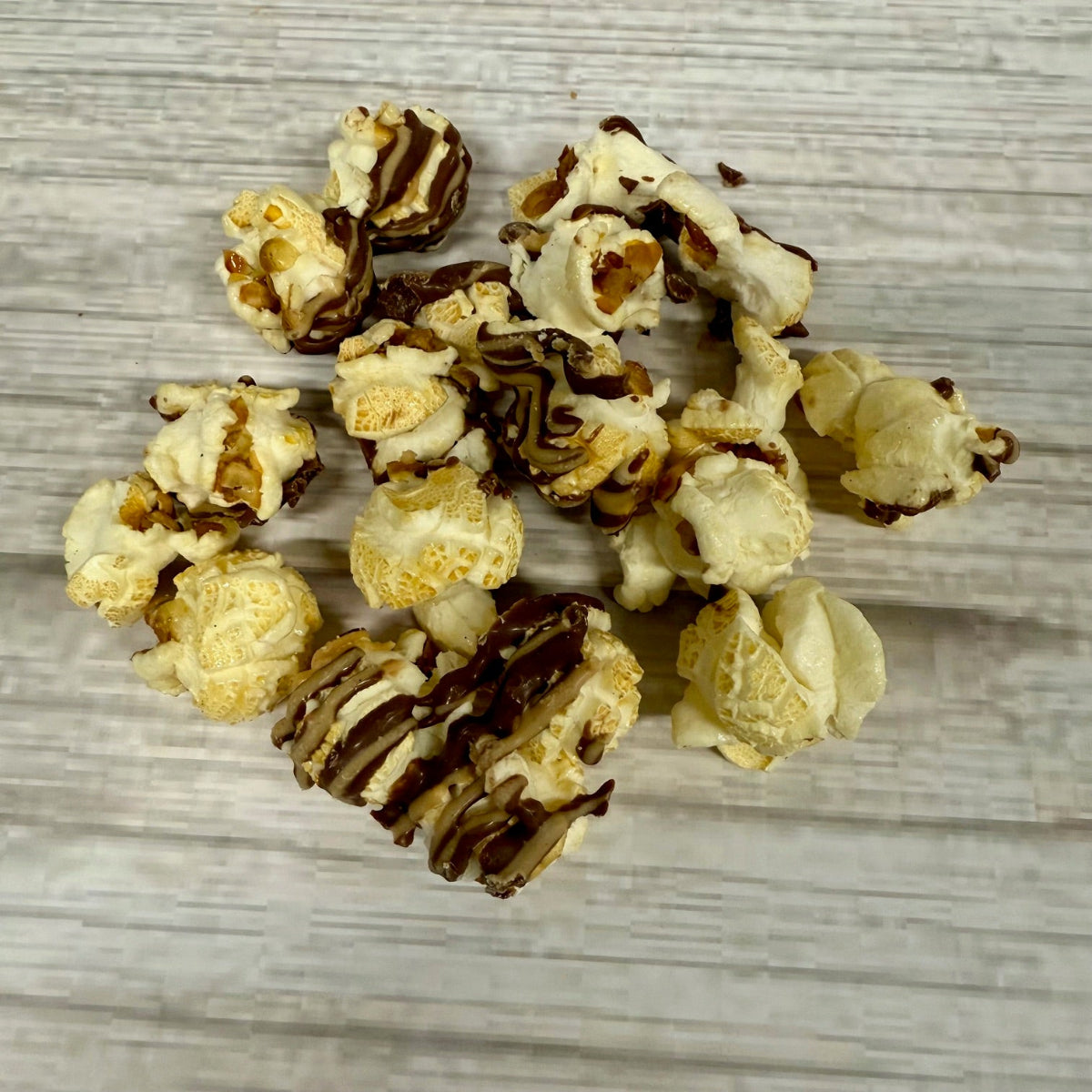 E25-Meltie Gourmet Popcorn